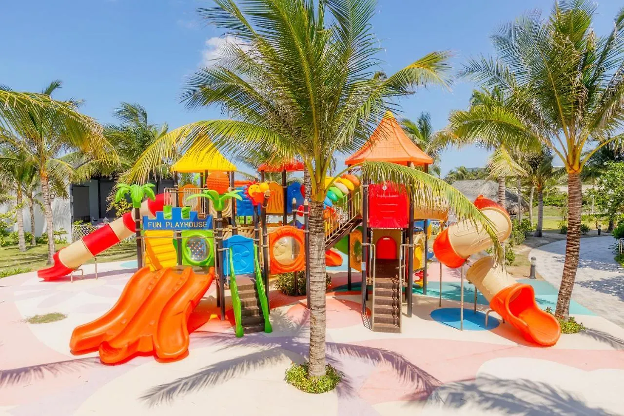 Selectum Noa Resort كام رانه 5*,