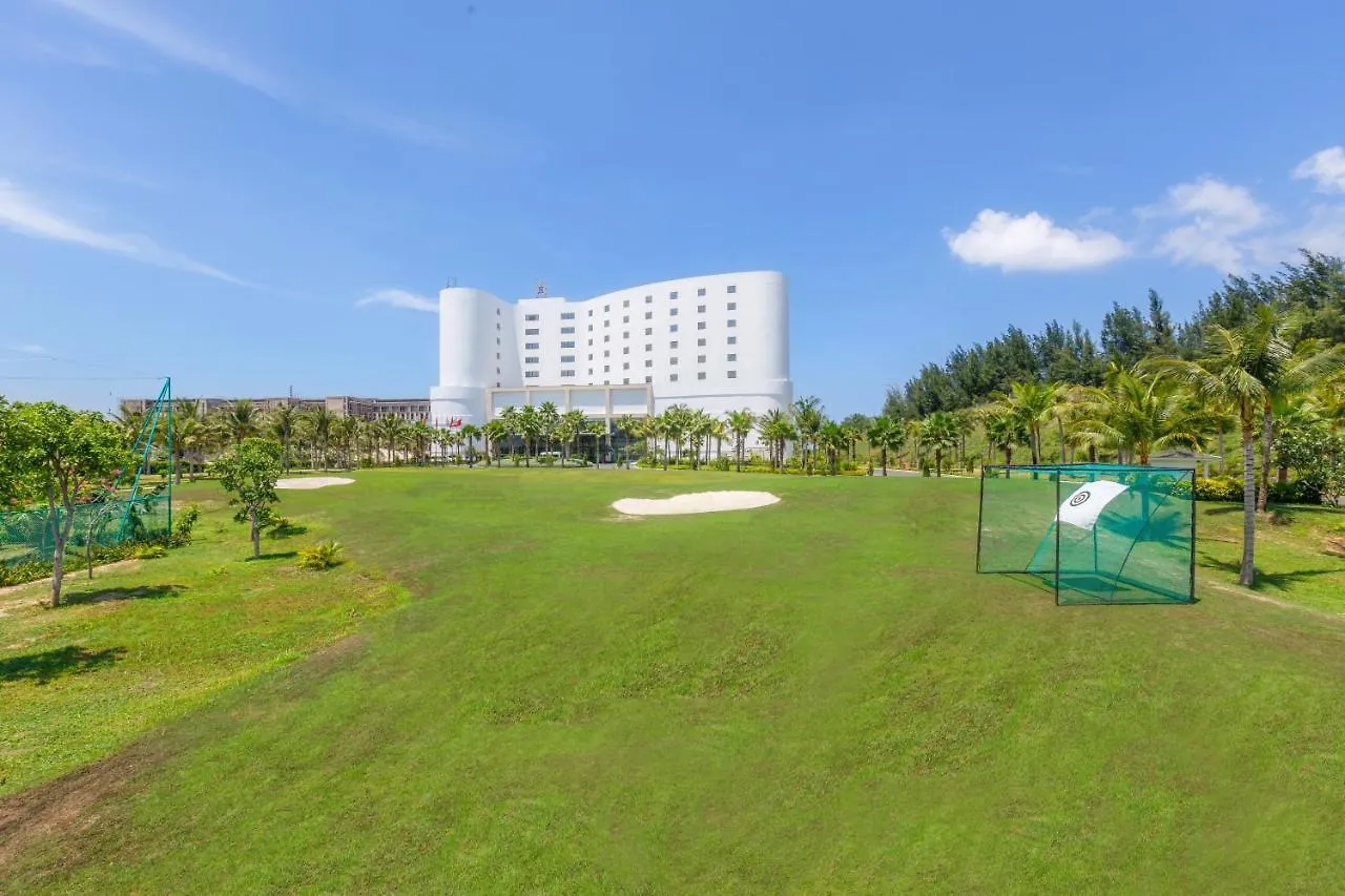 Selectum Noa Resort كام رانه