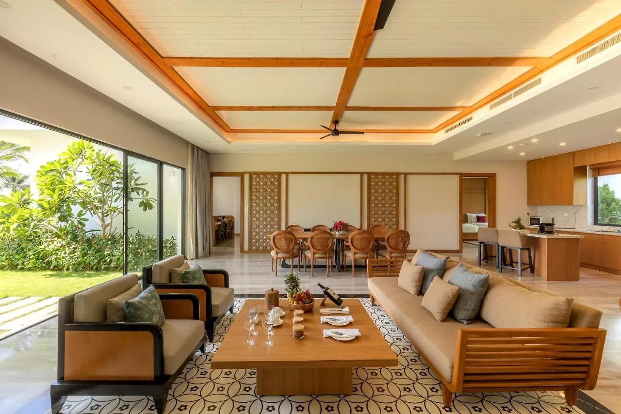 Selectum Noa Resort كام رانه
