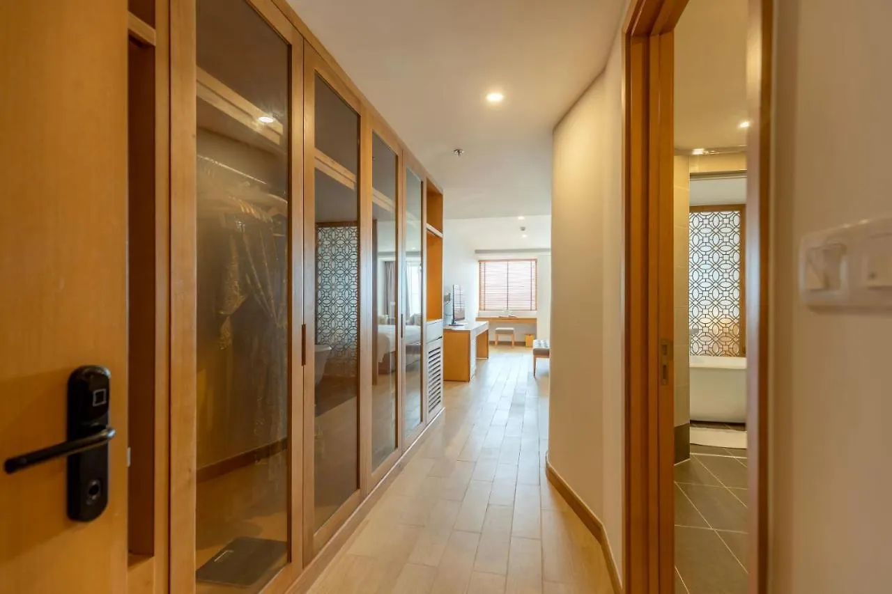 Selectum Noa Resort كام رانه