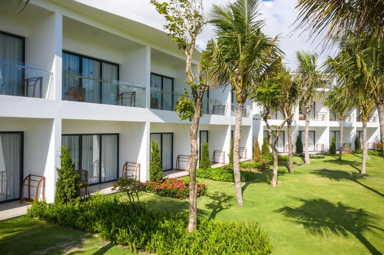 Selectum Noa Resort كام رانه