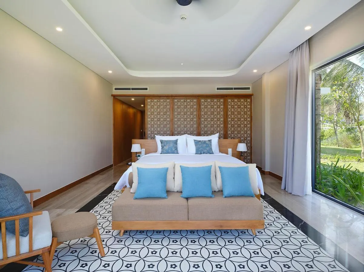 Selectum Noa Resort كام رانه 5*,