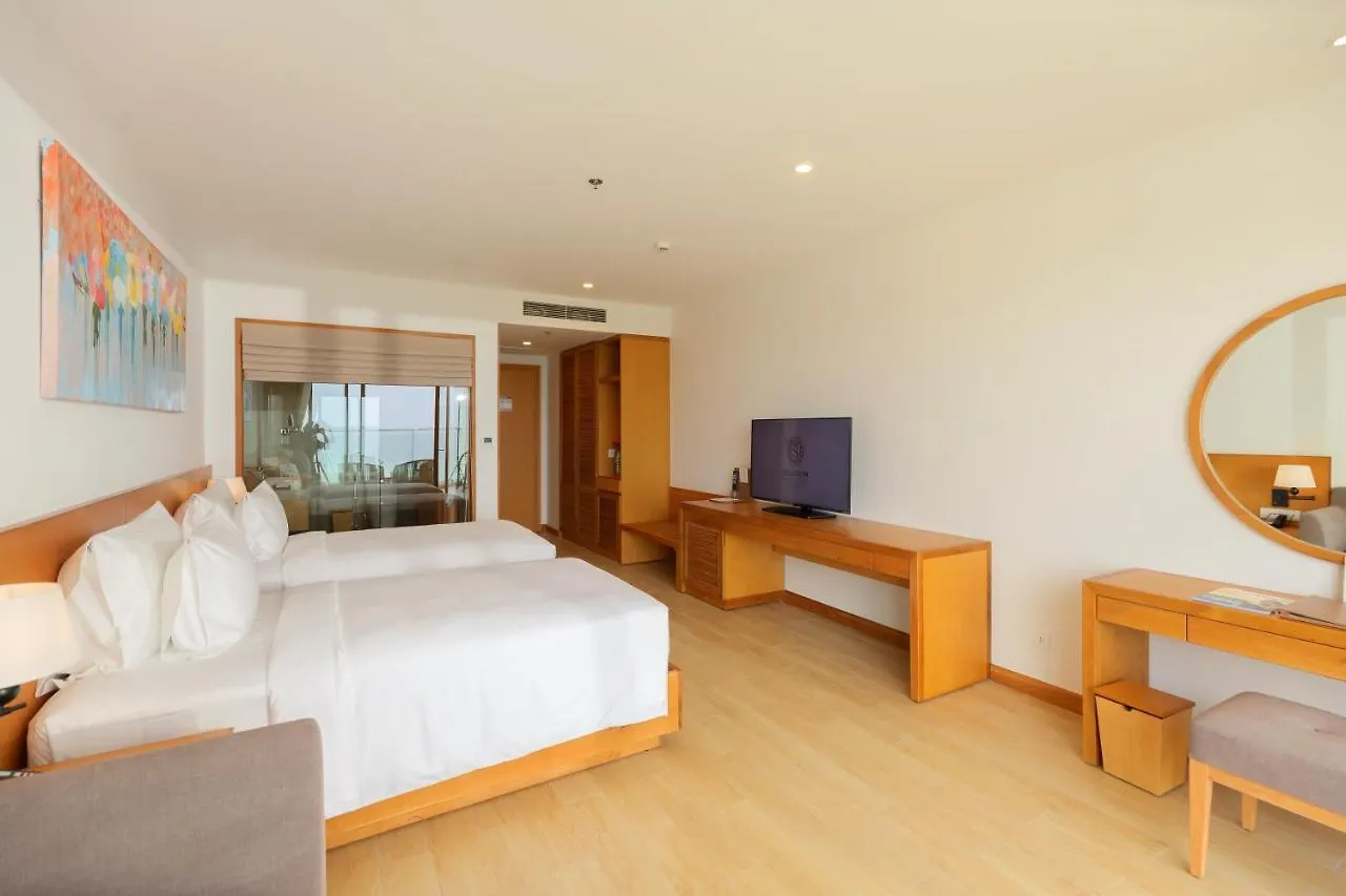 Selectum Noa Resort كام رانه