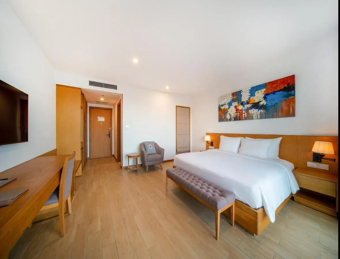 Selectum Noa Resort كام رانه