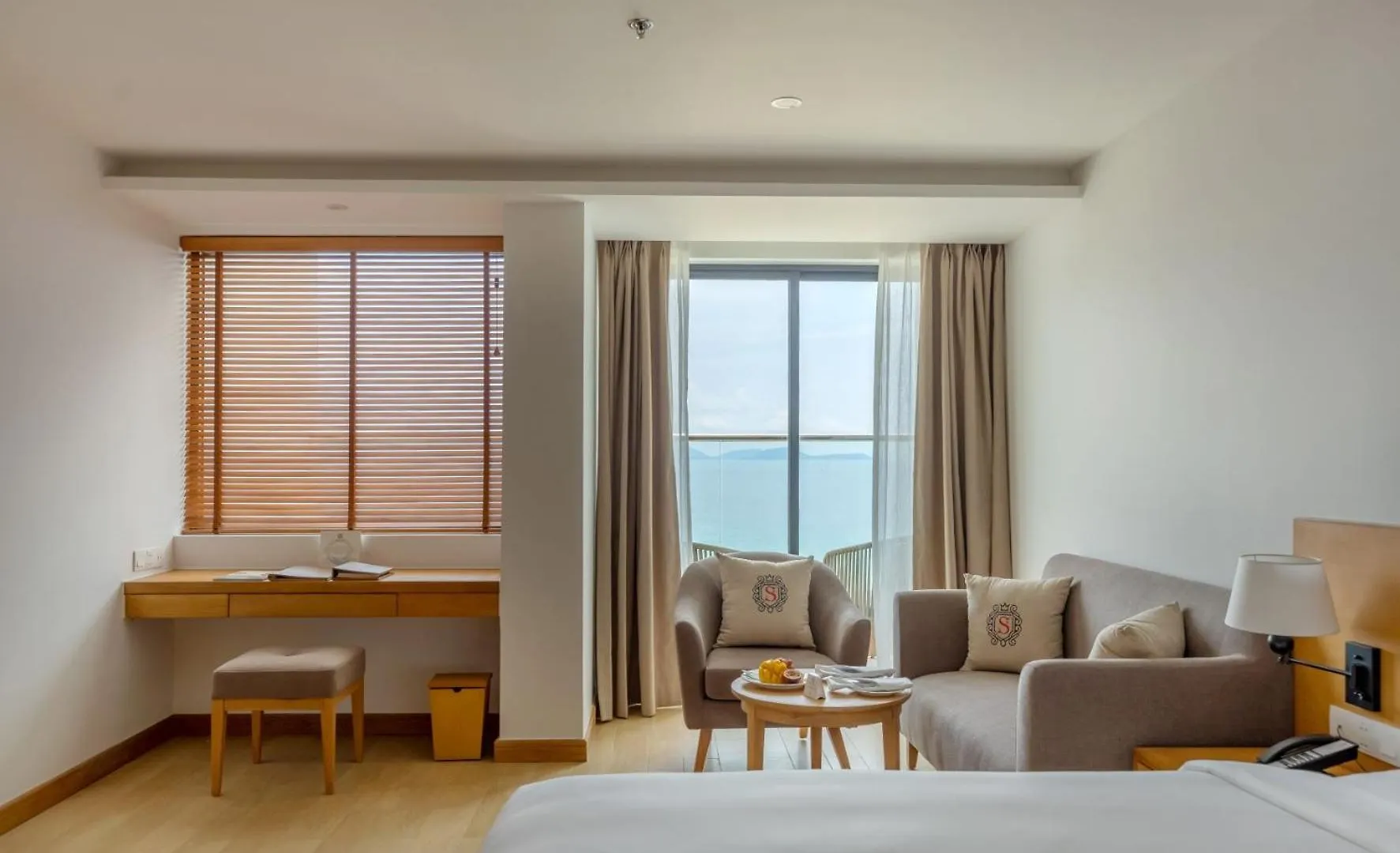 Selectum Noa Resort كام رانه 5*,
