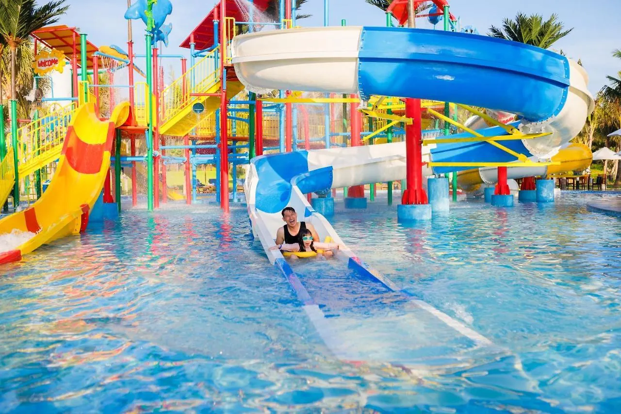 Selectum Noa Resort Cam Ranh