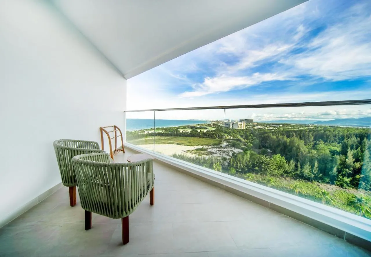 Selectum Noa Resort Cam Ranh